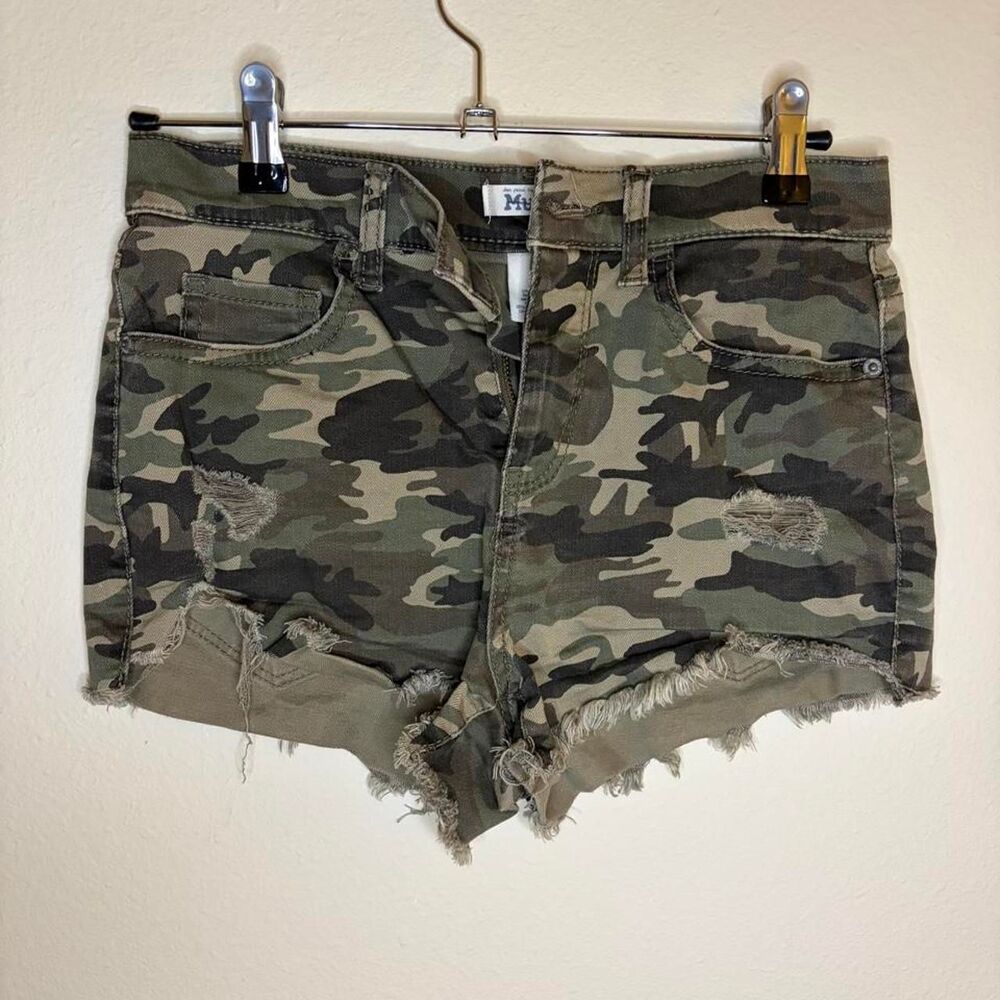 Y2K Grunge Mudd Camo Shorts
